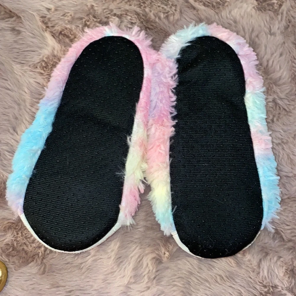Pastel colorful unicorn fluffy soft comfy slippers girls size small 10.5 kids​